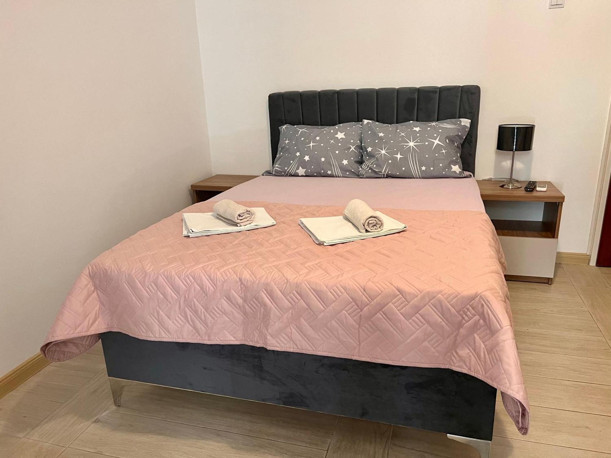 Guesthouse Civovic バール エクステリア 写真