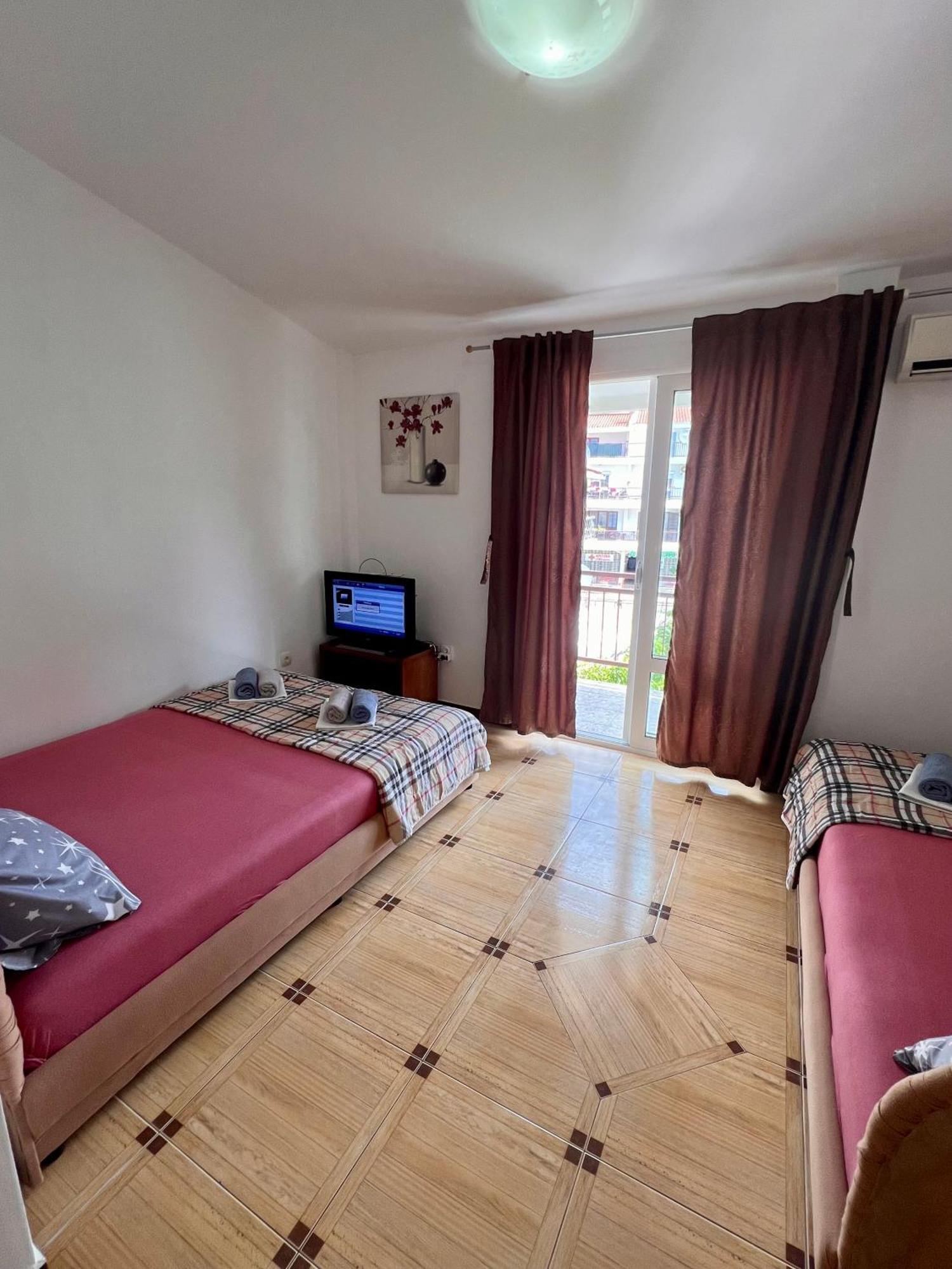 Guesthouse Civovic バール エクステリア 写真