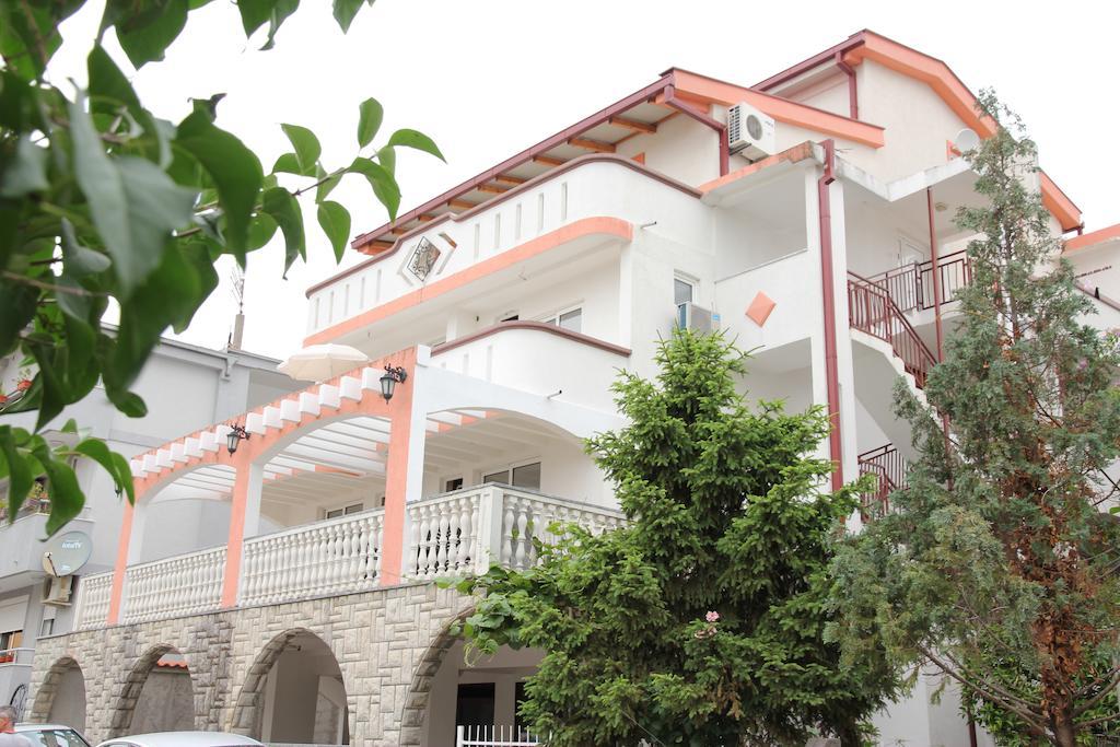 Guesthouse Civovic バール 部屋 写真